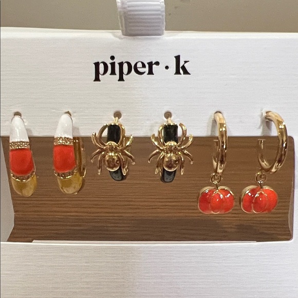 Piper K | Festive October Earrings - Picture 10 of 10